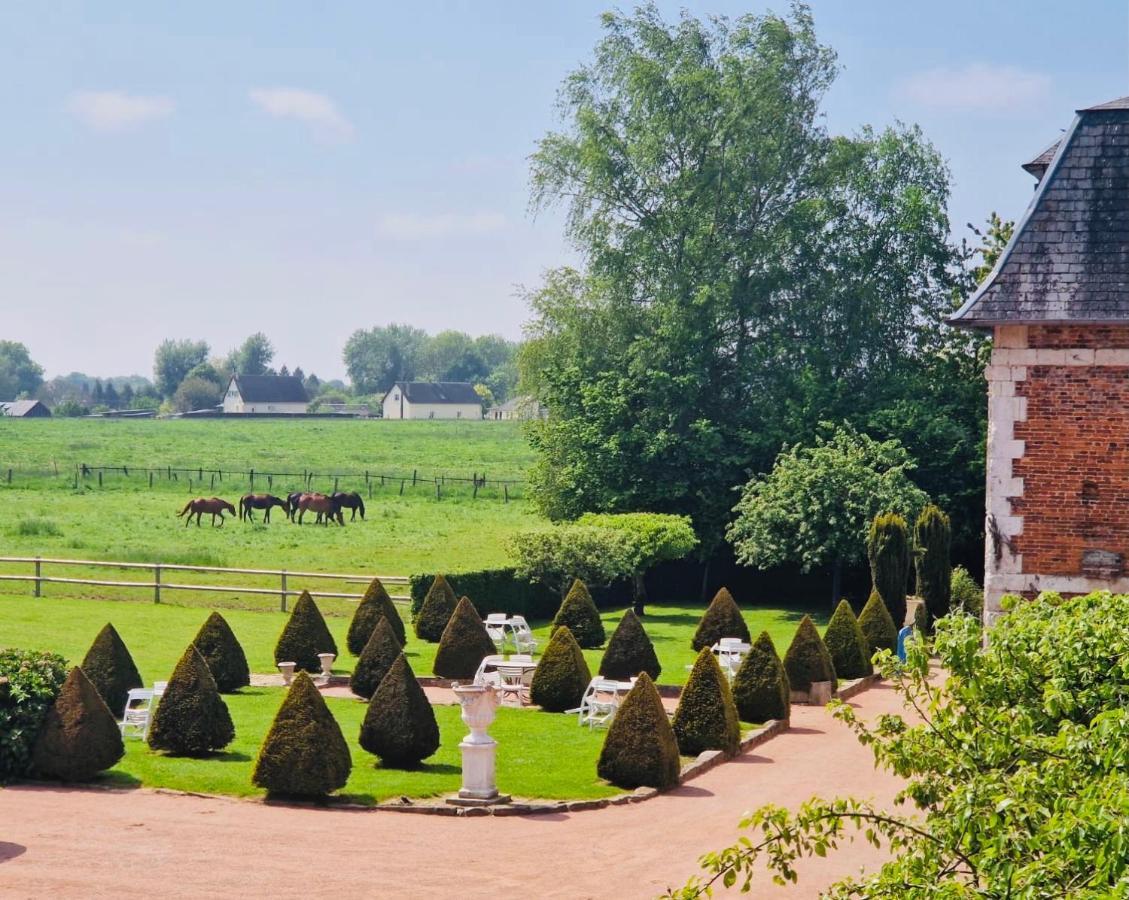 Domaine De L'Orangerie Du Chateau De Motteville Chambres D'Hotes Kültér fotó
